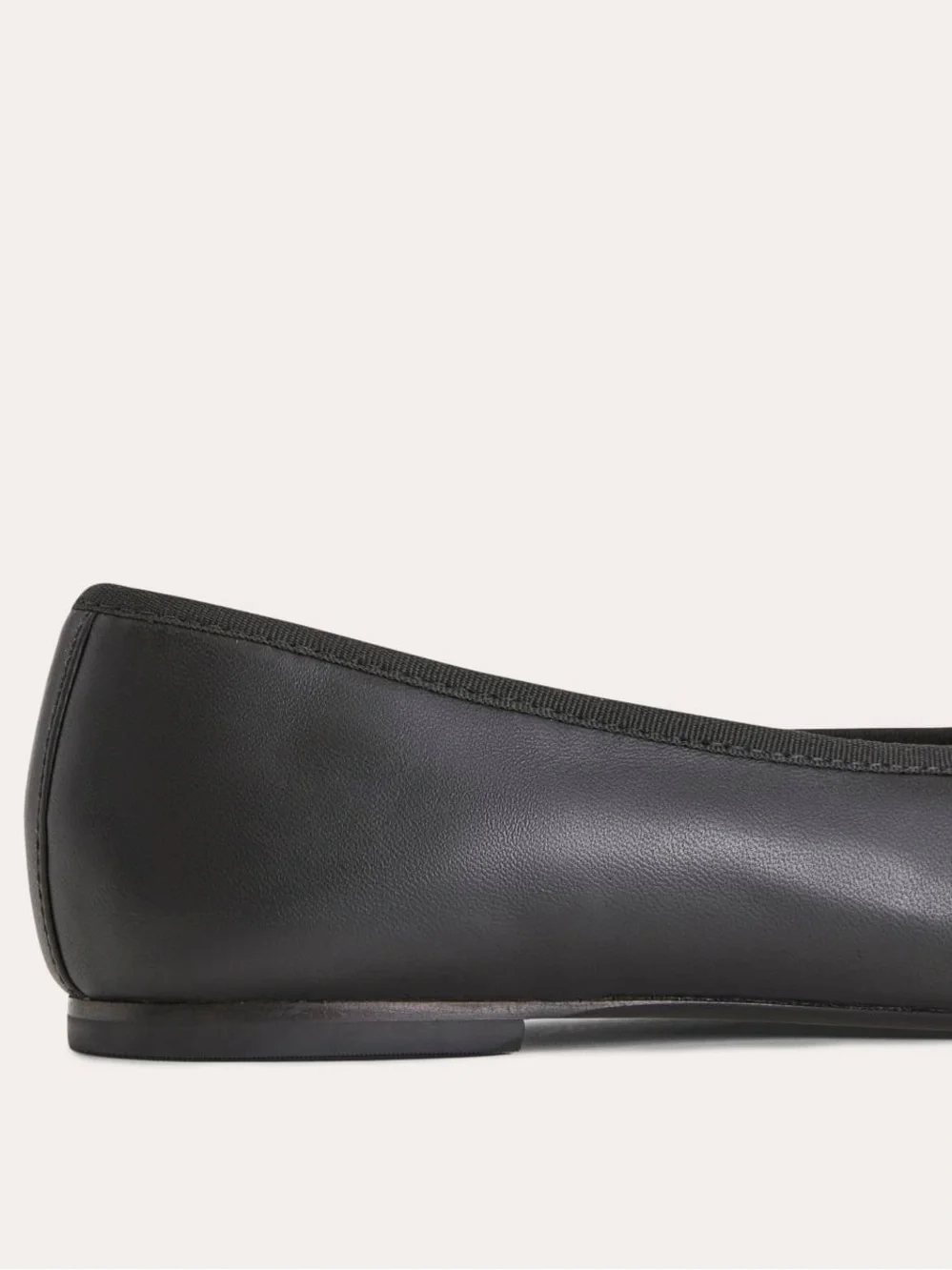 Everlane Day Glove Flat Black Leather Ballet Slip On Size 5.5 NWOB Chic - Picture 5 of 10